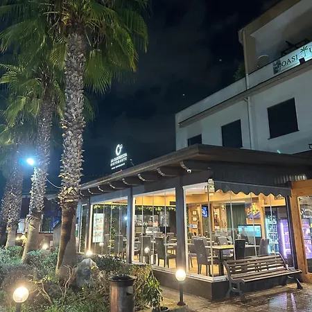 לינה וארוחת בוקר Oasi Urbana קאסוריה